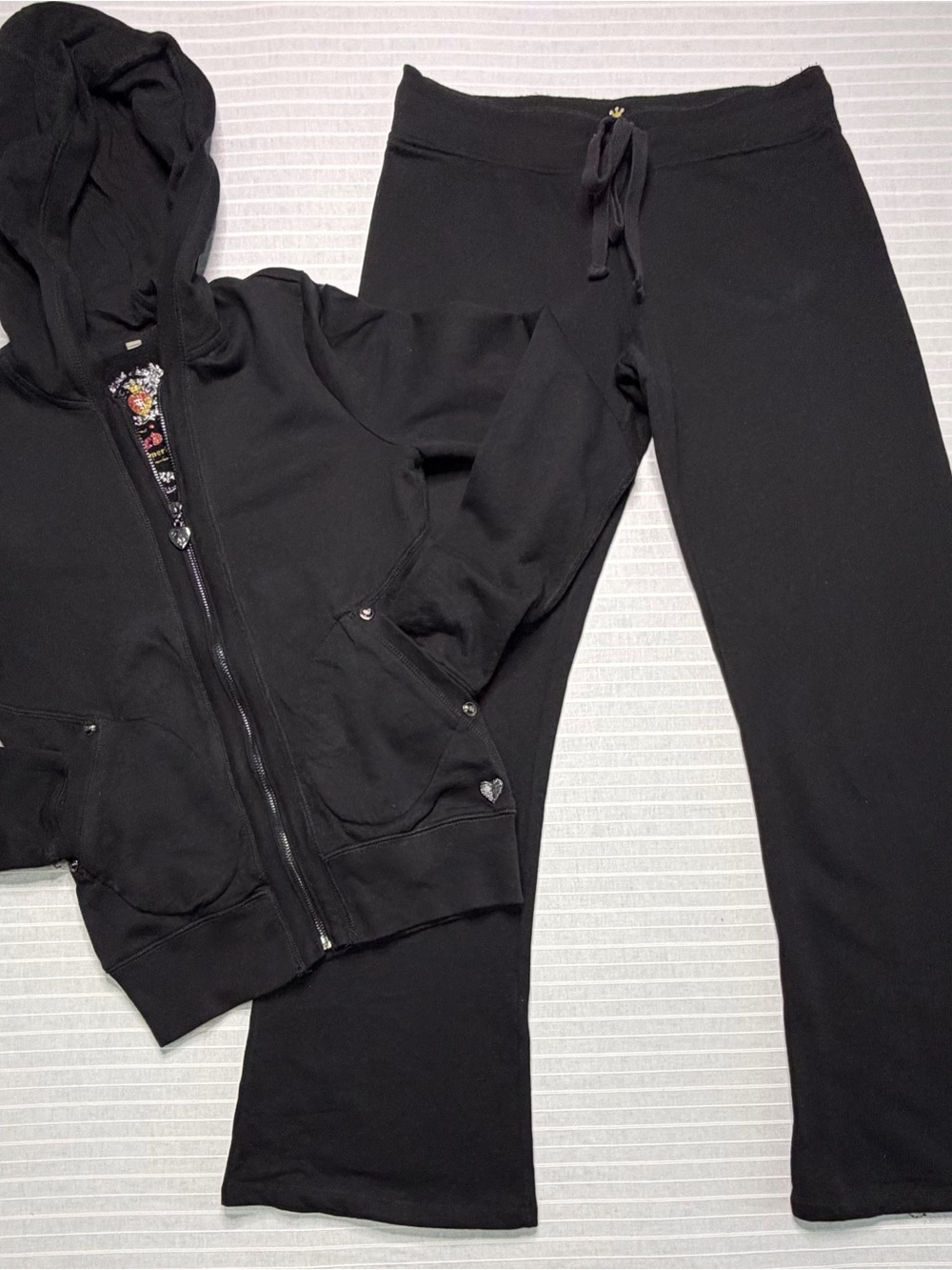 Vintage Y2K Twisted Heart Black Rhinestone Tracksuit Set